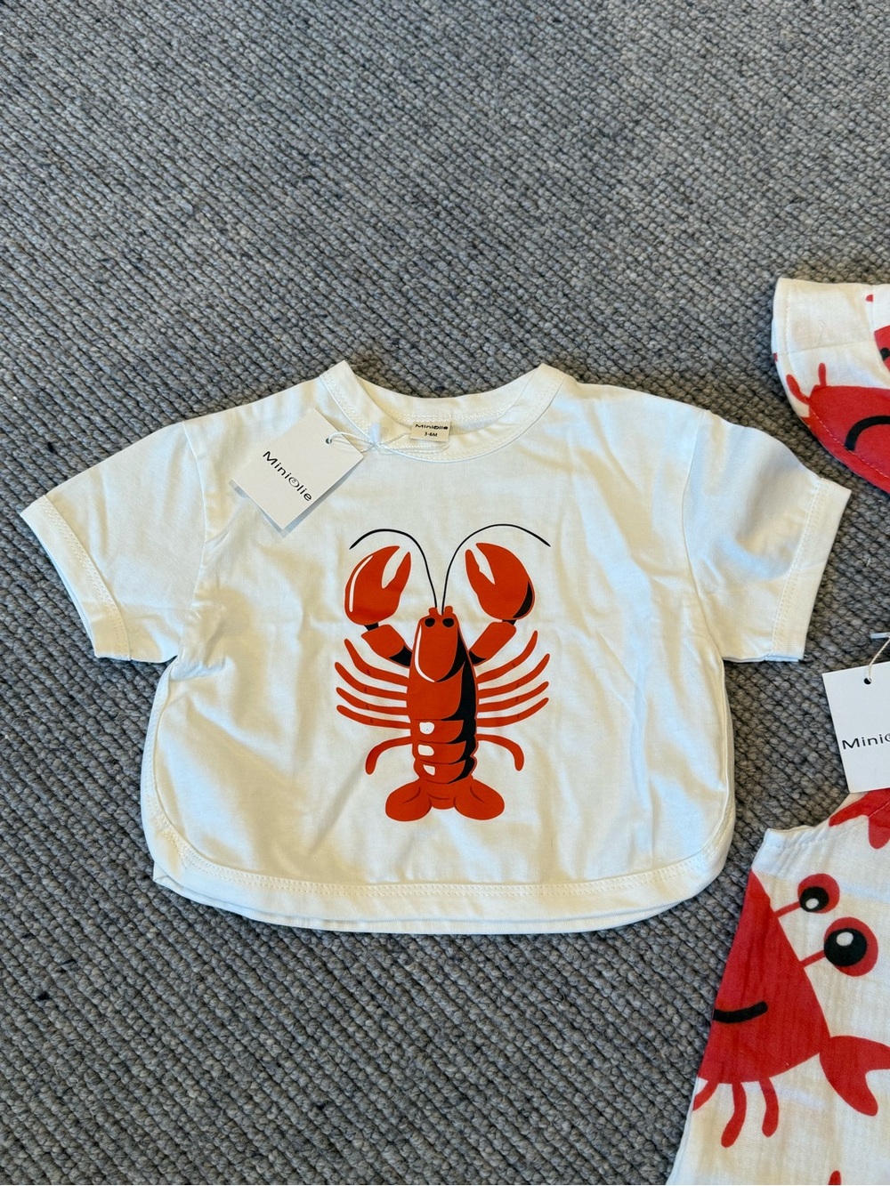 NEW NWT Mini Olie Baby Coveralls T-Shirt Hat Crab Summer Set White Red 3-6 mos - Picture 3 of 6